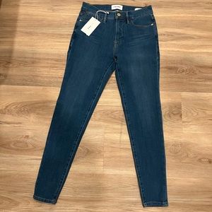 NWT Frame Denim Style 24 Hr Jean Sz 27